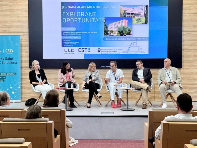 La jornada 'Explorando oportunidades' ha servido para reforzar vínculos entre la práctica clínica y el ámbito académico