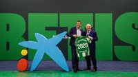 Caixabank renueva hasta 2028 su acuerdo como patrocinador oficial del Real Betis