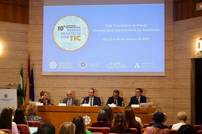 El rector de la UNIA inaugura el décimo Congreso Internacional sobre Buenas Prácticas con Tecnología de la Información y la Comunicación.