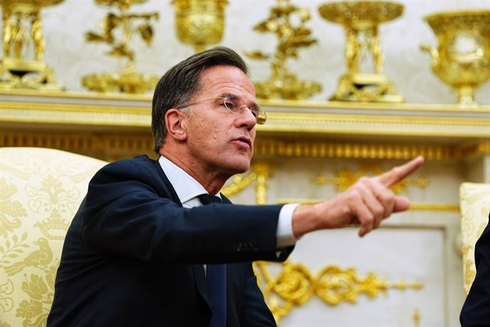 22 de outubro de 2025, Washington, Distrito de Columbia, EUA: Mark Rutte, secretário-geral da Organização do Tratado do Atlântico Norte (OTAN), fala enquanto se reúne com o presidente dos Estados Unidos, Donald J. Trump, no Salão Oval da Casa Branca em Wa
