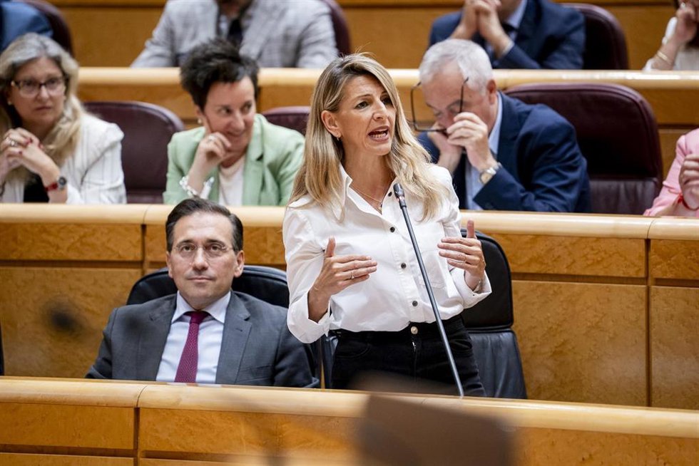 Archivo - La vicepresidenta segunda y ministra de Trabajo, Yolanda Díaz, interviene durante una sesión de control al Gobierno en el Senado, a 10 de junio de 2025, en Madrid (España). 