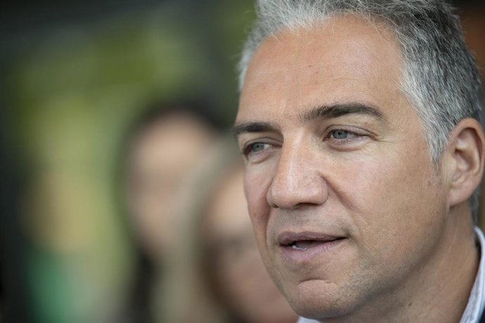 Archivo - El vicesecretario nacional del PP, Elías Bendodo, en una foto de archivo.