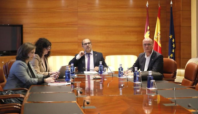 Reunión de la Mesa de las Cortes de C-LM.