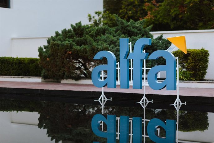 AlfaSigma gana 244 millones de euros hasta septiembre, un 24% menos.