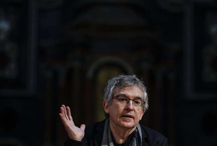Archivo - Arquivo - O escritor Santiago Posteguillo durante a inauguração do Encontro de Escritores 2025, no Mosteiro de San Miguel de los Reyes, em 5 de fevereiro de 2025, em Valência, Comunidade Valenciana (Espanha). Biblioteca Valenciana Nicolau Primit