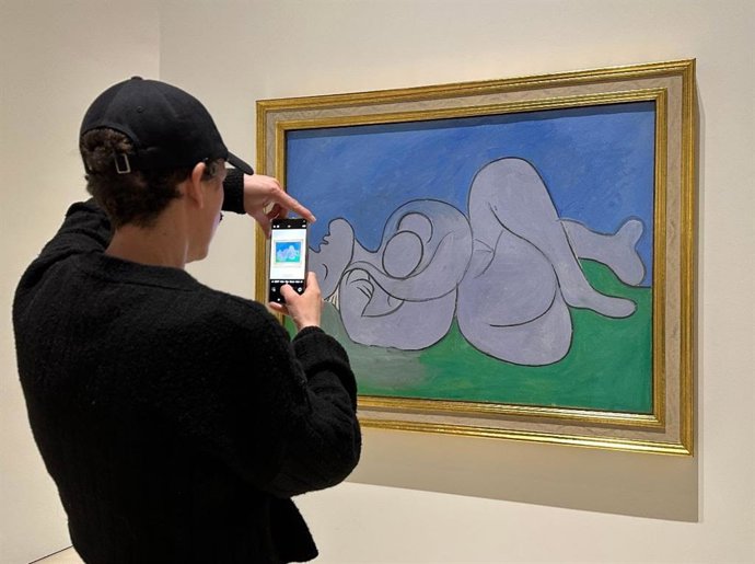 Un vistante en el MPM