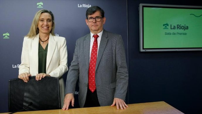 Consejera de Economía, Innovación, Empresa y Trabajo Autónomo, Belinda León, junto al director general de Empresa, Energías e Internacionalización, Amadeo Lázaro, presenta la misión institucional que va a liderar el Gobierno de La Rioja en Corea del Sur