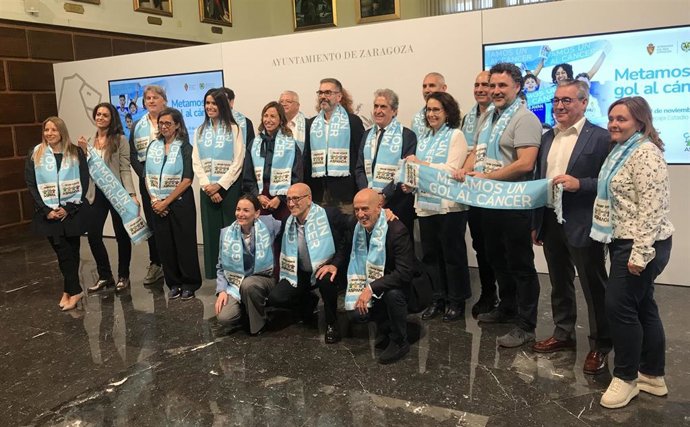 Presentación del partido de Aspanoa que enfrentará a veteranos del Real Zaragoza y el Villareal en Ibercaja Estadio