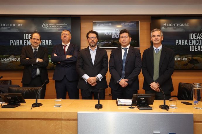 Lighthouse alcanza la cobertura de 40 'small' y 'micro caps' del mercado español.