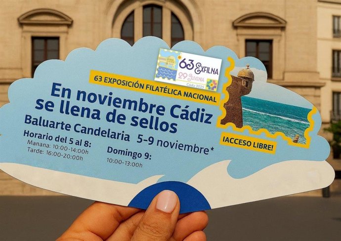 Abanico que promociona las exposiciones filatélicas que acogerá Cádiz en noviembre.