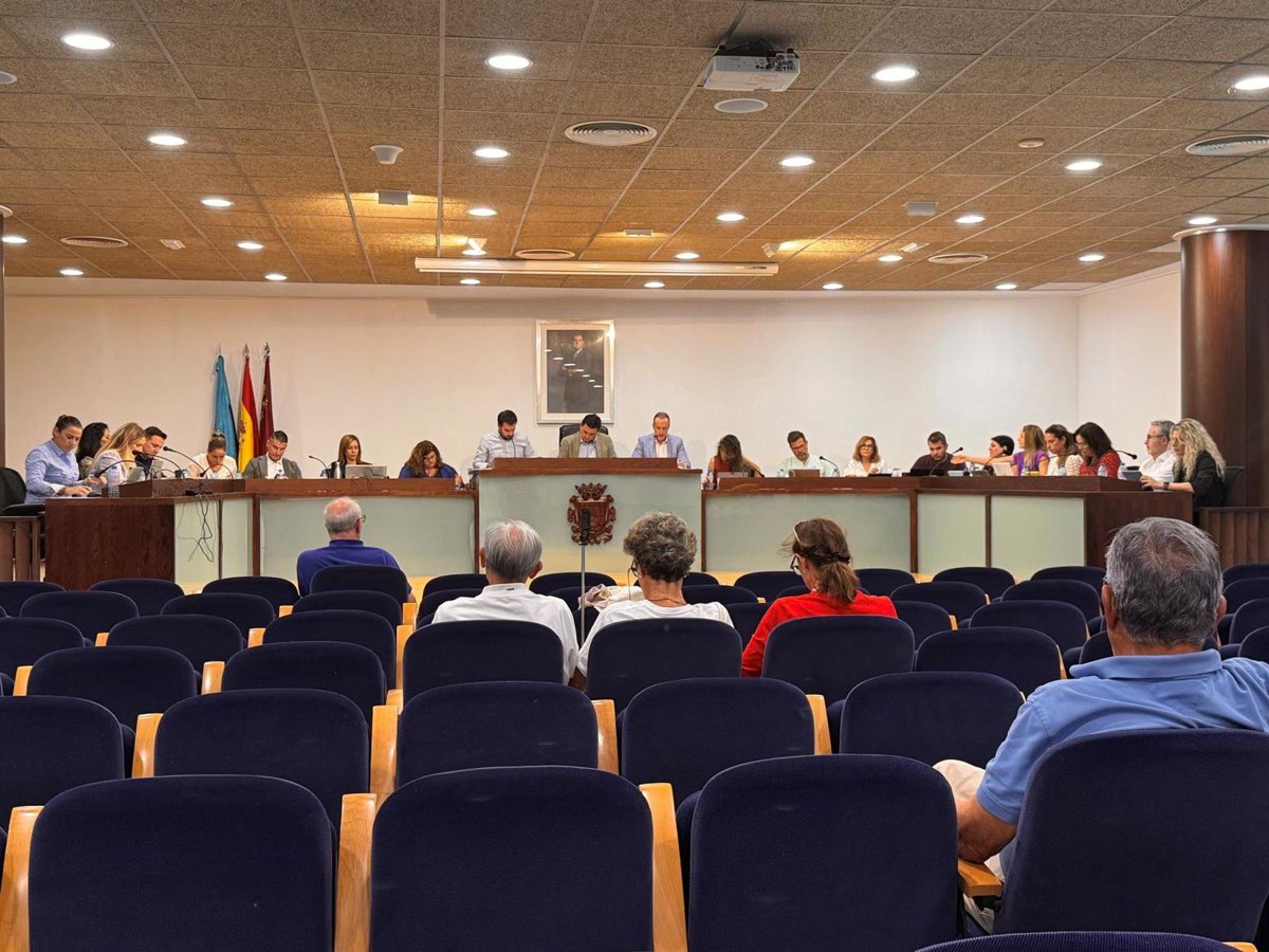 El Pleno de San Javier aprueba la subida del recibo de basuras que será  uno de los más bajos de la Región