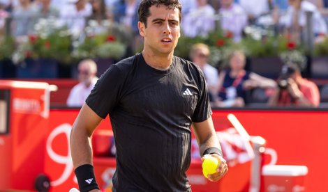 Tenis