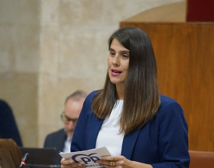 Archivo - La secretaria general del PP de Córdoba y parlamentaria autonómica, Araceli Cabello.