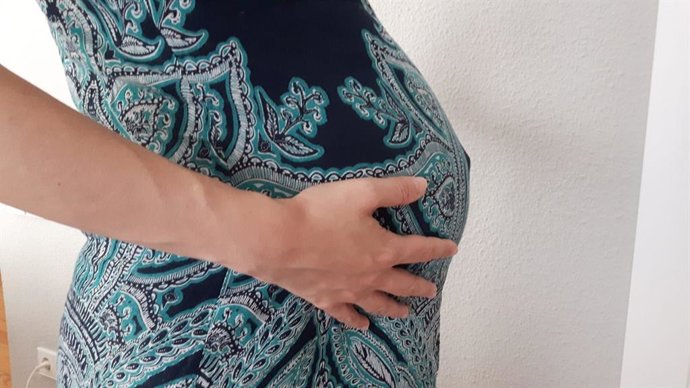 Archivo - Imagen de archivo de una mujer embarazada