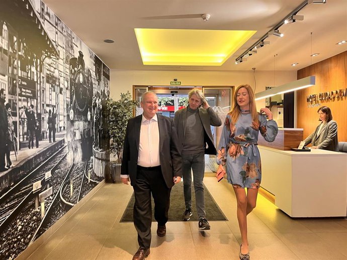 El ministro de Industria, Jordi Hereu, confía en que CyL lidere la reindustralización y la innovación.