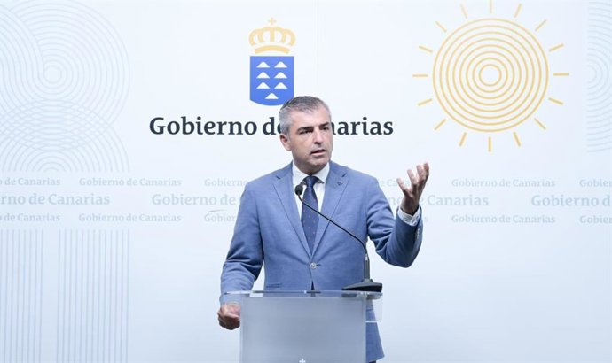El vicepresidente del Gobierno de Canarias y consejero de Economía, Industria, Comercio y Autónomos, Manuel Domínguez