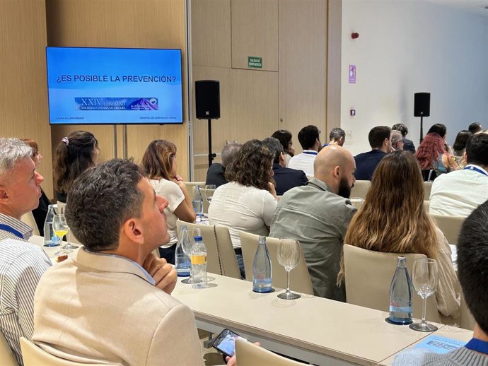 El Hospital La Candelaria reúne a expertos nacionales e internacionales para abordar los avances en cirugía digestiva