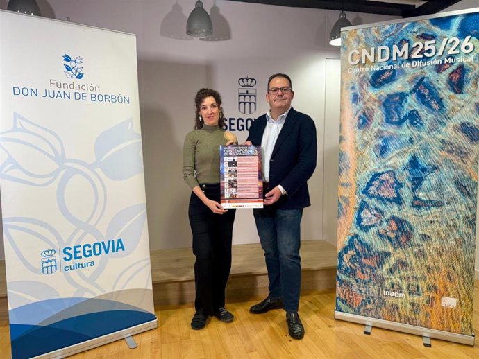 La directora de las Jornadas, Noelia Gómez, y el director del CNDM, Francisco Lorenzo.