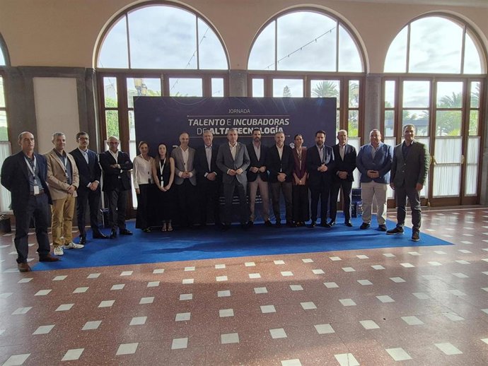 Los participantes en la jornada.