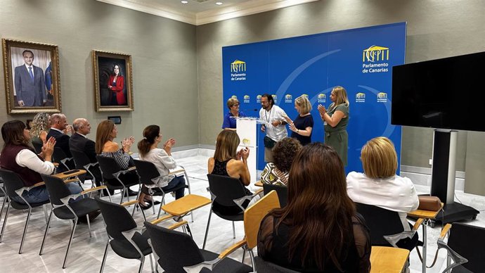 Afectados por Daño Cerebral Adquirido visibilizan su realidad en el Parlamento: "No pedimos caridad, queremos justicia"