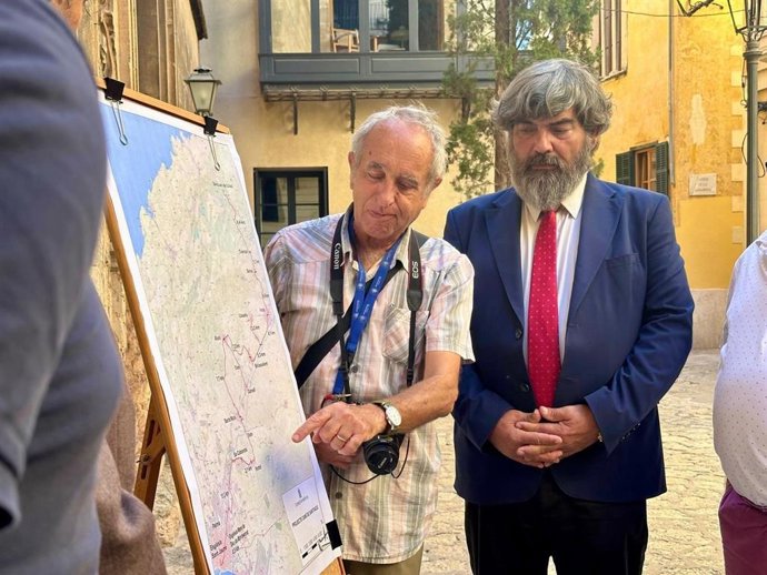 Presentación del trazado de la nueva ruta senderista del camino de Santiago desde Mallorca