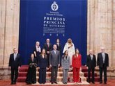 Foto: El encuentro de la Familia Real con Serena Williams y el resto de galardonados con el Princesa de Asturias, en fotos