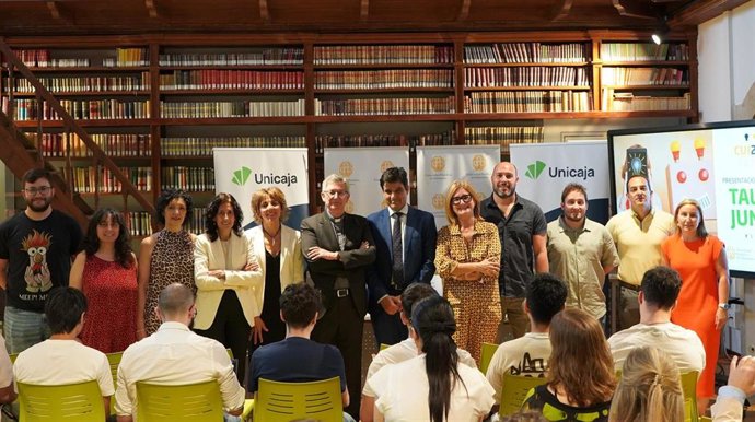 Presentación de una nueva edición de 'Talent Junio' de Unicaja y UPSA.