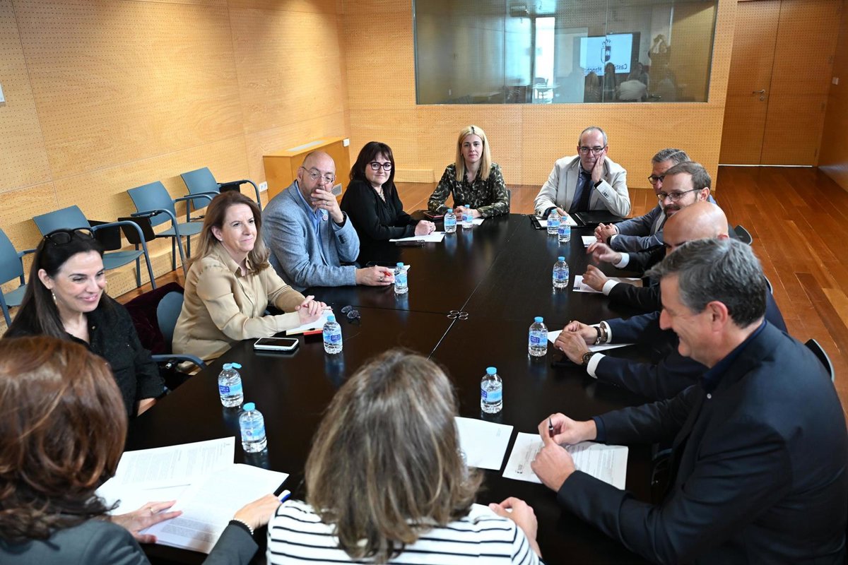 Echa a andar el Consejo Regional de Seguridad y Salud Laboral, que abordará que el transporte vial al trabajo sea seguro