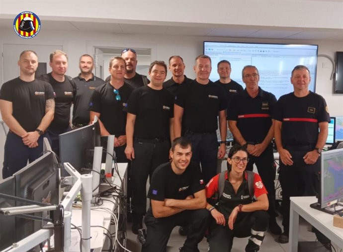 El Consorci de Bombers de València col·labora amb efectius de República Txeca per a donar a conèixer el seu treball