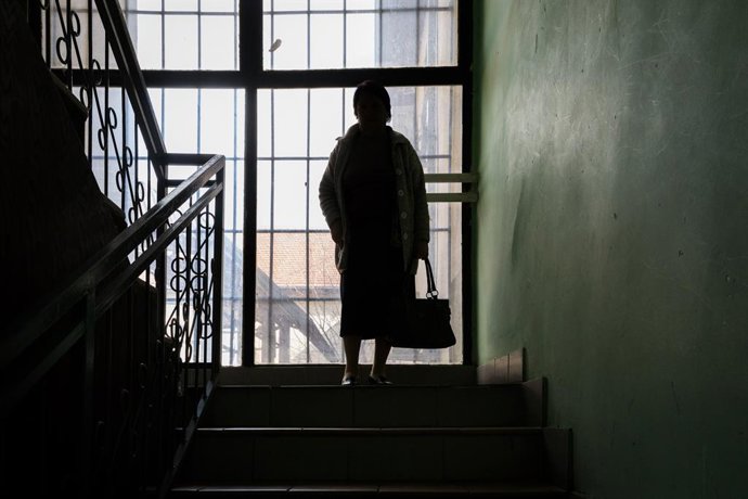 Archivo - March 28, 2018 - Kosovo - PORTRAIT THAT MUST REMAIN ANONYMOUS - Kosovo - Drenas - Center for the Promotion of Women's Rights - A woman who was raped during the conflict with the Serbs came to testify. The center quietly hosts dozens of victims o