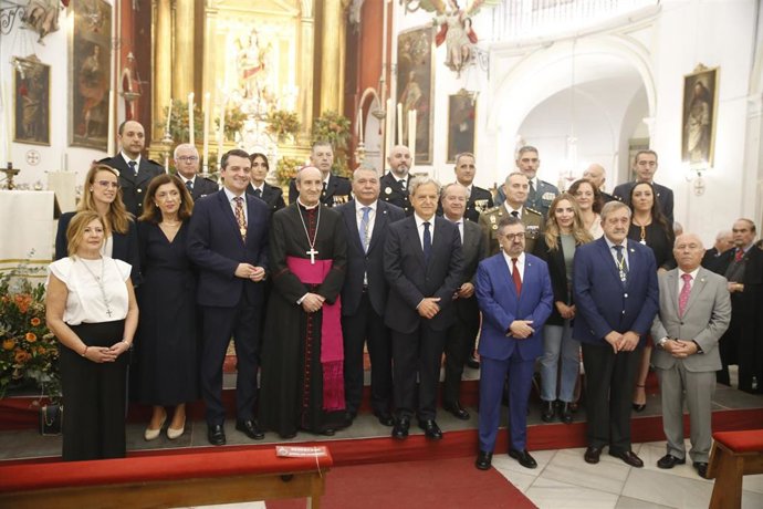 El Obispo de Córdoba, monseñor Jesús Fernández, en la solemne Eucaristía en honor a San Rafael, custodio de Córdoba.