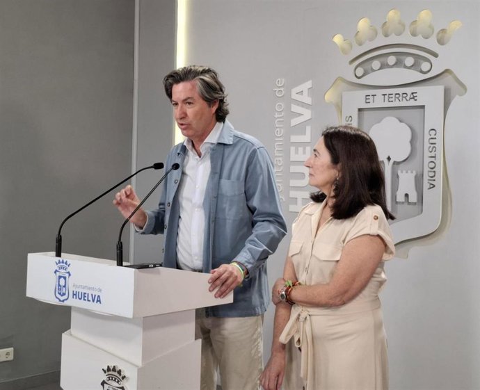 Concejales de Vox en el Ayuntamiento de Huelva.