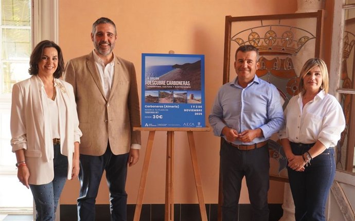 Presentación de la II edición de ‘Descubre Carboneras: Senderismo, Cultura y Gastronomía’.