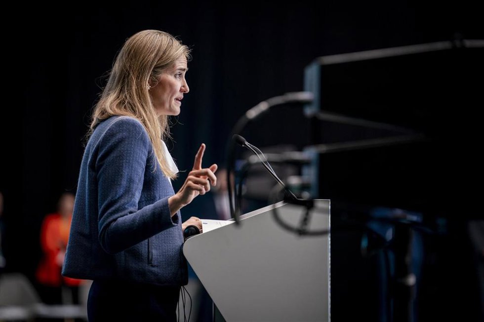 La vicepresidenta tercera y ministra para la Transición Ecológica y el Reto Demográfico, Sara Aagesen, clausura la Alianza Global 'Sanitation and Water for All, en IFEMA, a 23 de octubre de 2025, en Madrid (España). 