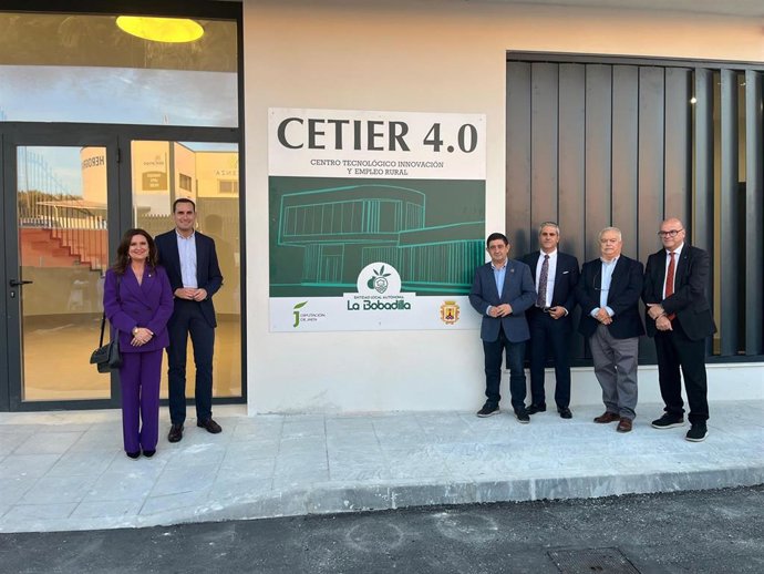 Inaugurada la primera fase del Centro Tecnológico de Innovación y Empleo Rural en La Bobadilla