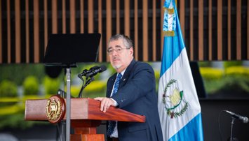 Política