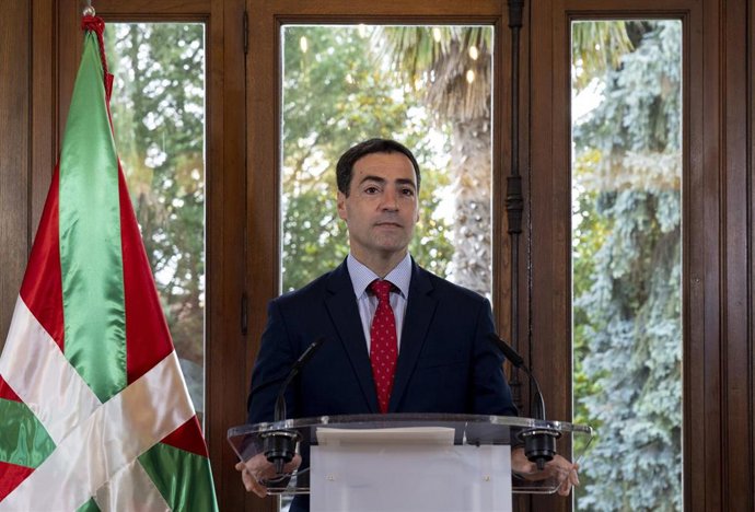 Archivo - El Lehendakari, Imanol Pradales, en el Palacio de Ajuria Enea, a 17 de julio de 2024, Vitoria-Gasteiz, Álava-Araba
