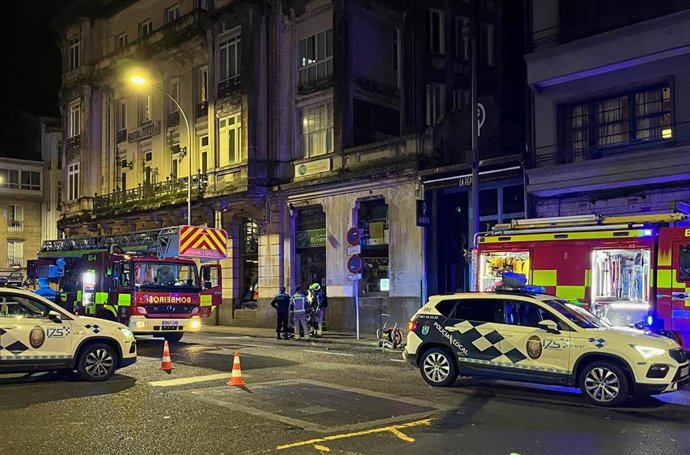 Un incendio originado en una hamburguesería de Santiago, a 25 de octubre de 2025.