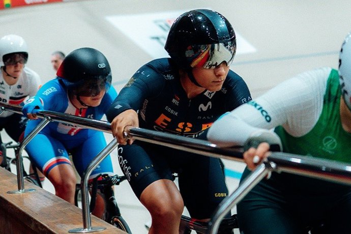 Eva Anguela, durante el Campeonato del Mundo de ciclismo en pista de Santiago de Chile.