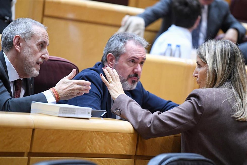 La portavoz del PP en el Senado, Alicia García, junto a su homólogo del PSOE en la Cámara Alta, Juan Espadas.
