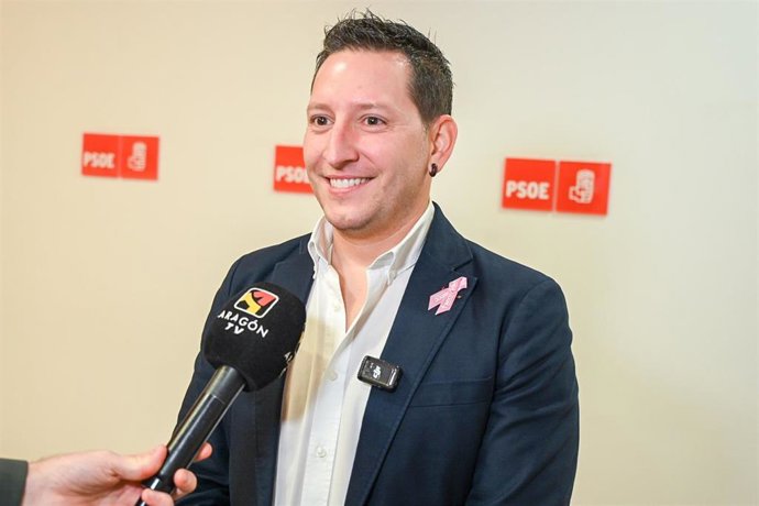 El portavoz del PSOE Aragón, Jesús Morales, este sábado en Zaragoza.