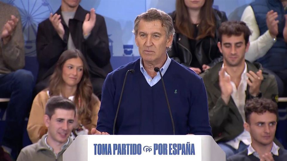 Feijóo advierte a Sánchez que mentir en la comisión del Senado supondría "un nue