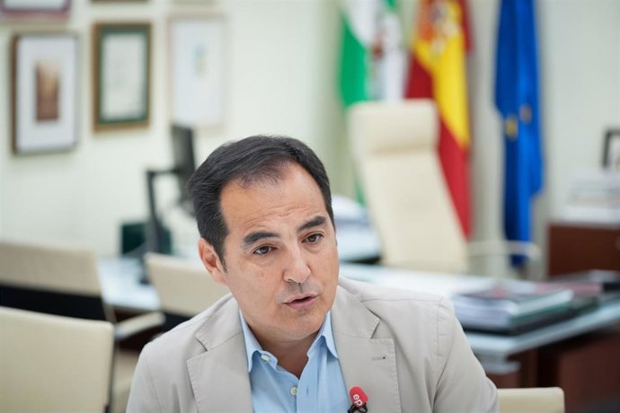 Archivo - El consejero de Justicia de la Junta de Andalucía, José Antonio Nieto, durante la entrevista concedida a Europa Press. A 31 de julio de 2025,  en Sevilla (Andalucía, España).