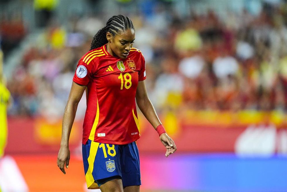 Salma Paralluelo, durante un partido.