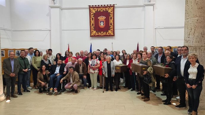 Acto de Entrega de los Cuerpos de once Víctimas del Franquismo celebrado hoy en La Roda