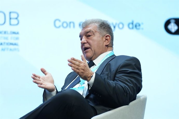El presidente del FC Barcelona, Joan Laporta, durante la segunda jornada del foro 'World in Progress', en el Palau de Congressos de Catalunya, a 21 de octubre de 2025, en Barcelona, Catalunya (España). Prisa organiza la segunda edición de estas jornadas e