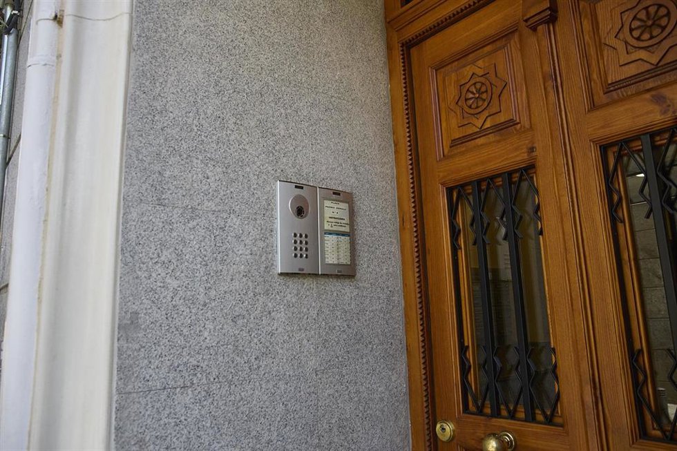 Archivo - Exterior de un piso turístico