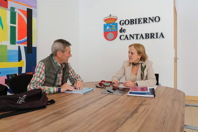 Urrutia y Cuesta durante la reunión