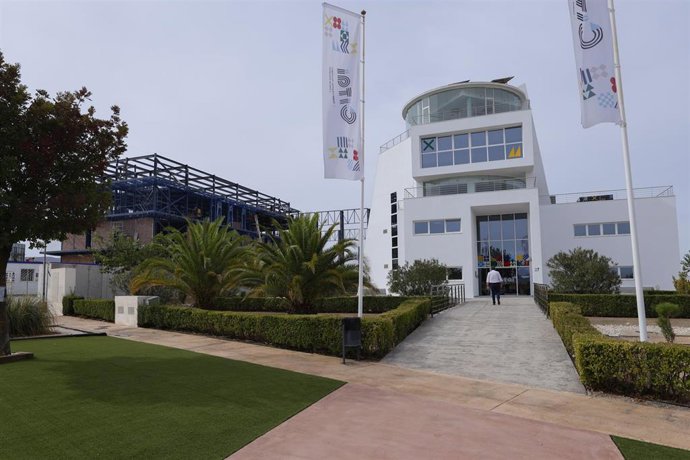 Archivo - Edificio de investigación UGR-DONES en el parque tecnológico de Escúzar, Granada, a 16 de octubre de 2023.