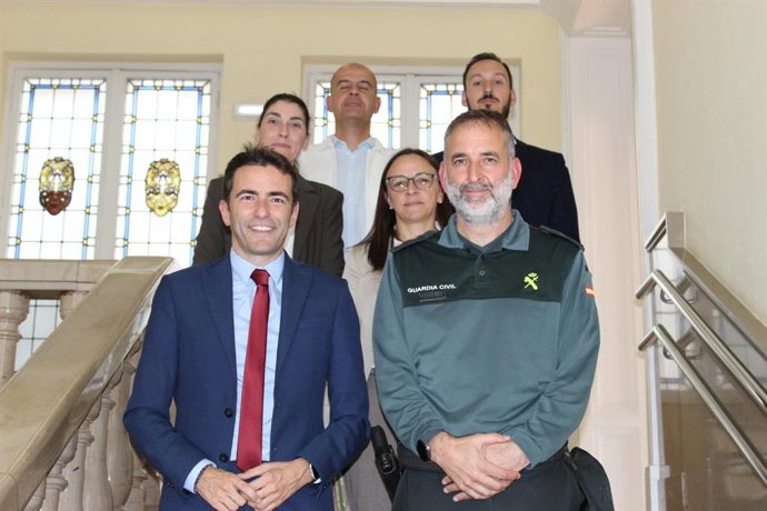 Casares ensalza la labor "pionera" de los equipos REDO